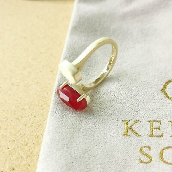 Nwot Kendra Scott Ring - Picture 3 of 3